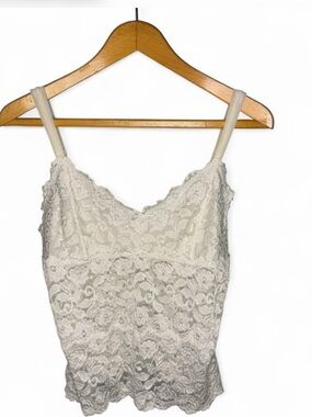 Cabernet Lace Camisole Top Size Large 🤍 Feminine Layering
